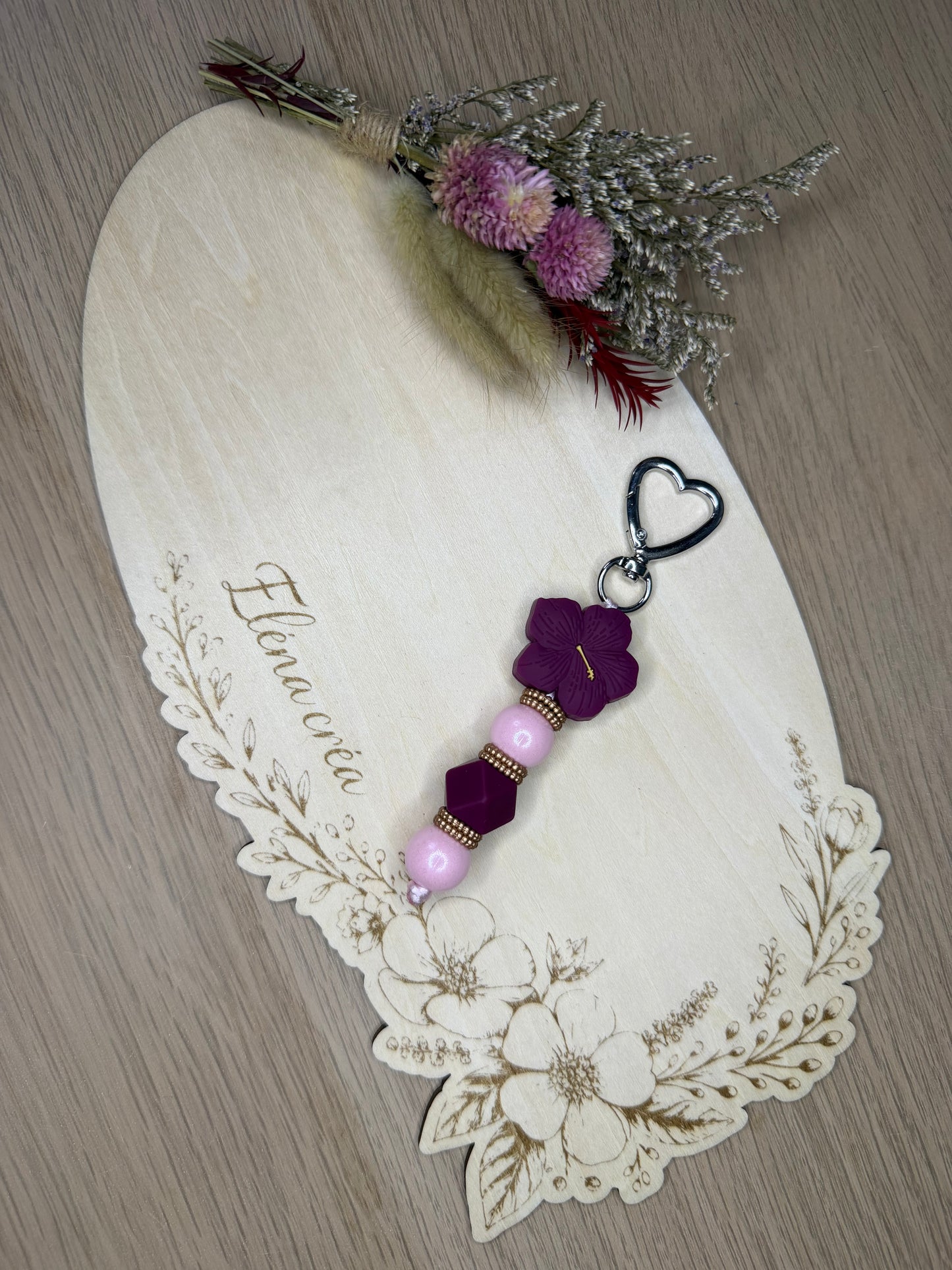 Porte clé fleur d’hibiscus bordeaux