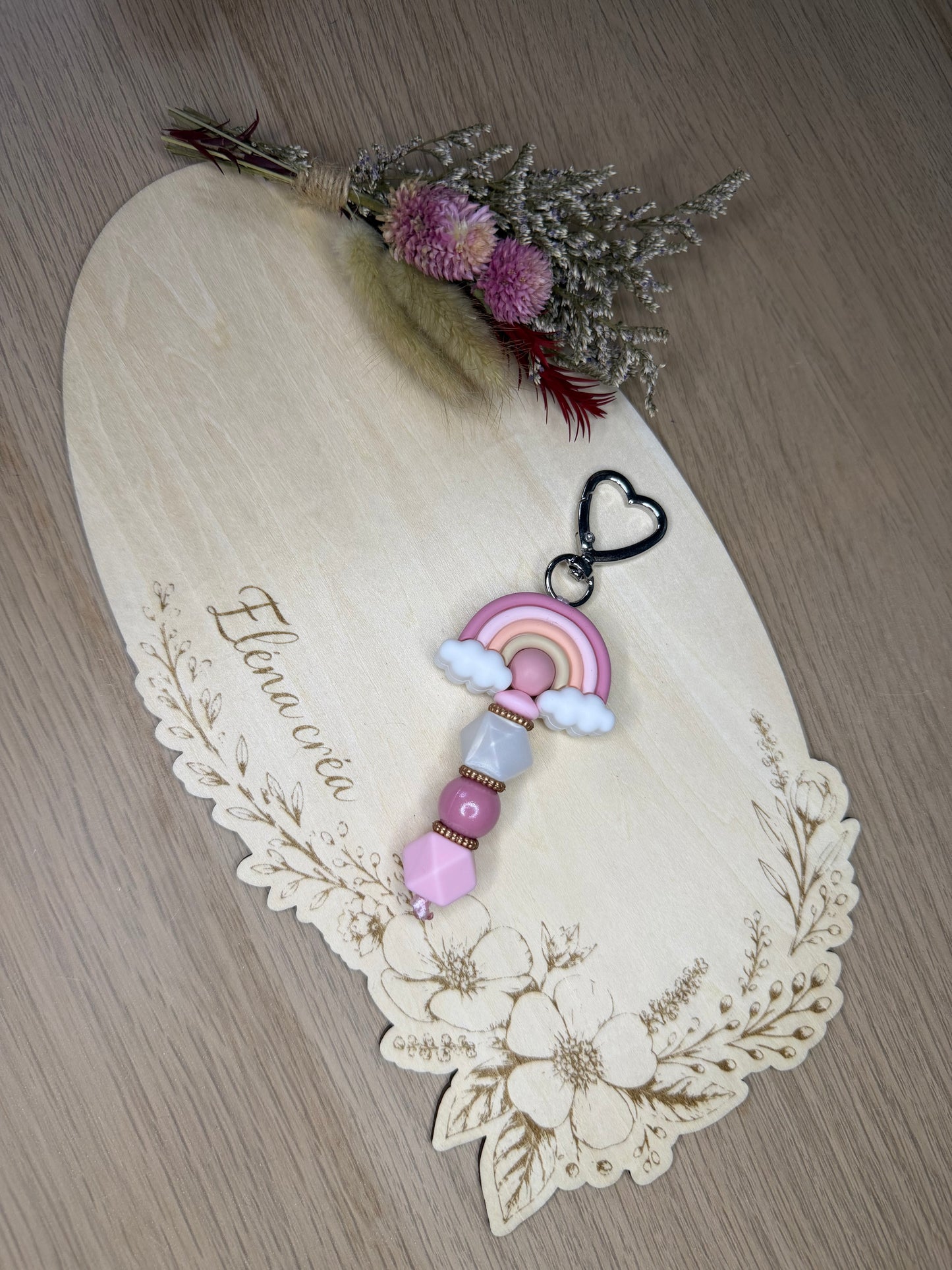 Porte clé arc-en-ciel rose